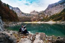 Wandeloutfits voor de herfst – Wat te dragen tijdens het wandelen in de herfst